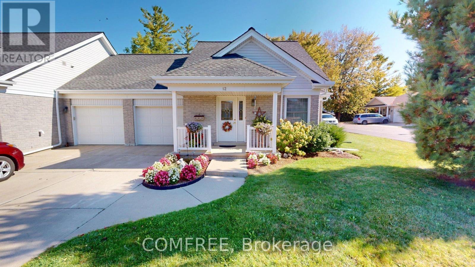 12 - 12 Pond View Drive, Wellesley, ON - Outdoor With Deck Patio Veranda