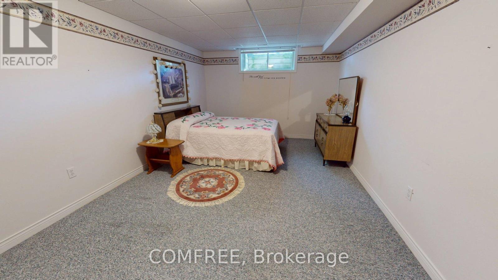 12 - 12 Pond View Drive, Wellesley, ON - Indoor