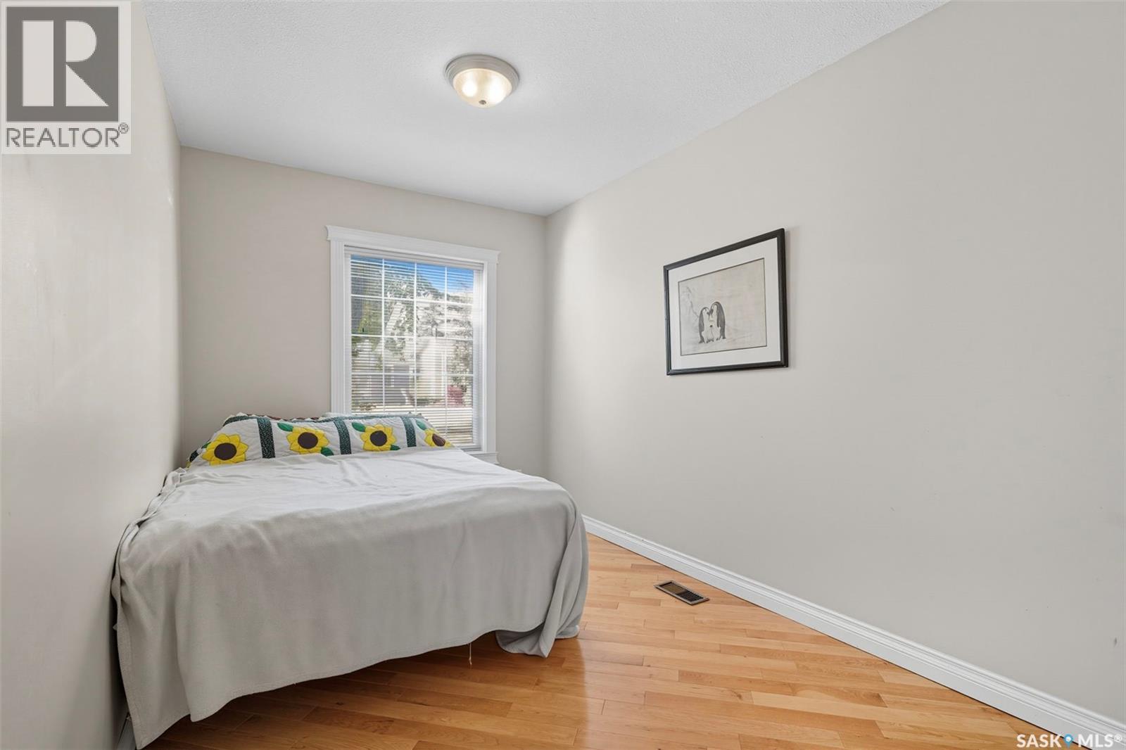 122 Main Street, Radisson, SK - Indoor Photo Showing Bedroom