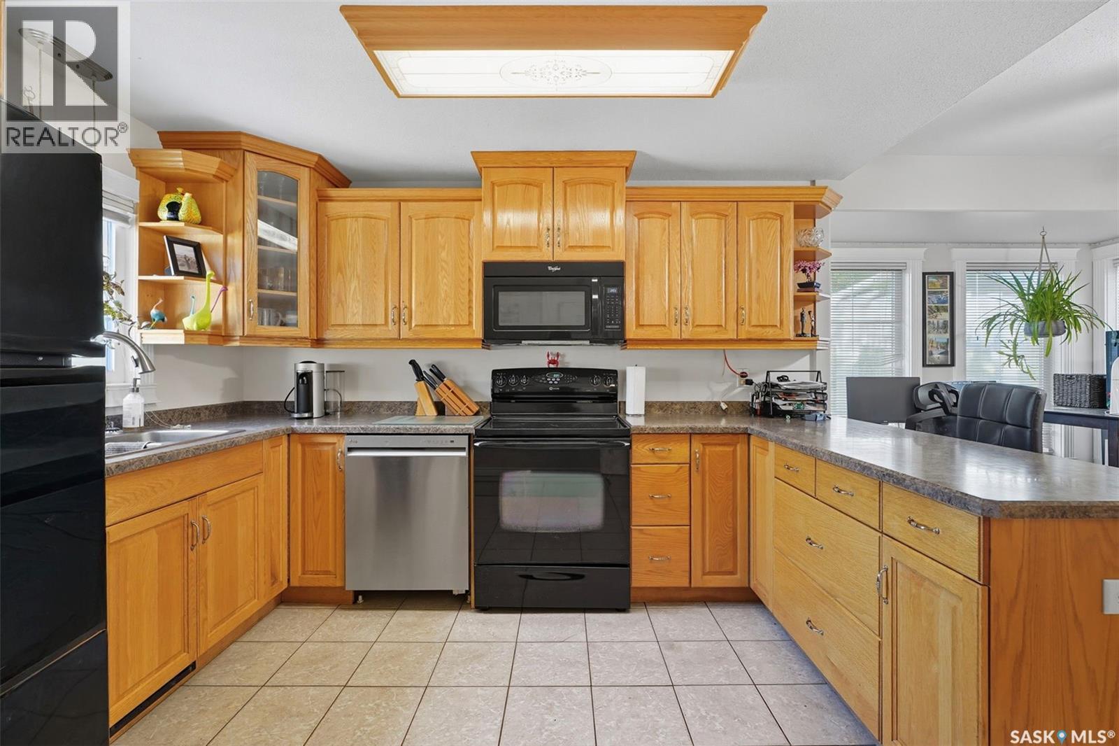 122 Main Street, Radisson, SK - Indoor Photo Showing Kitchen