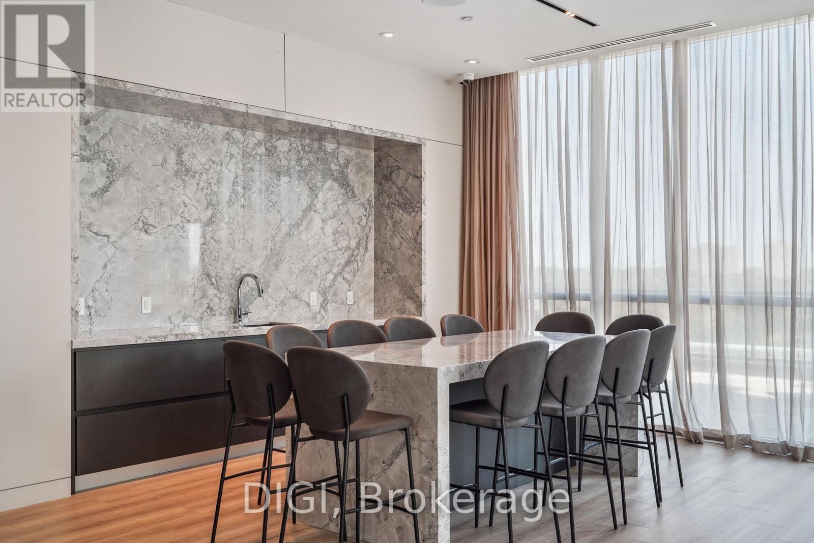 3605 - 325 Yorkland Boulevard, Toronto, ON - Indoor Photo Showing Dining Room