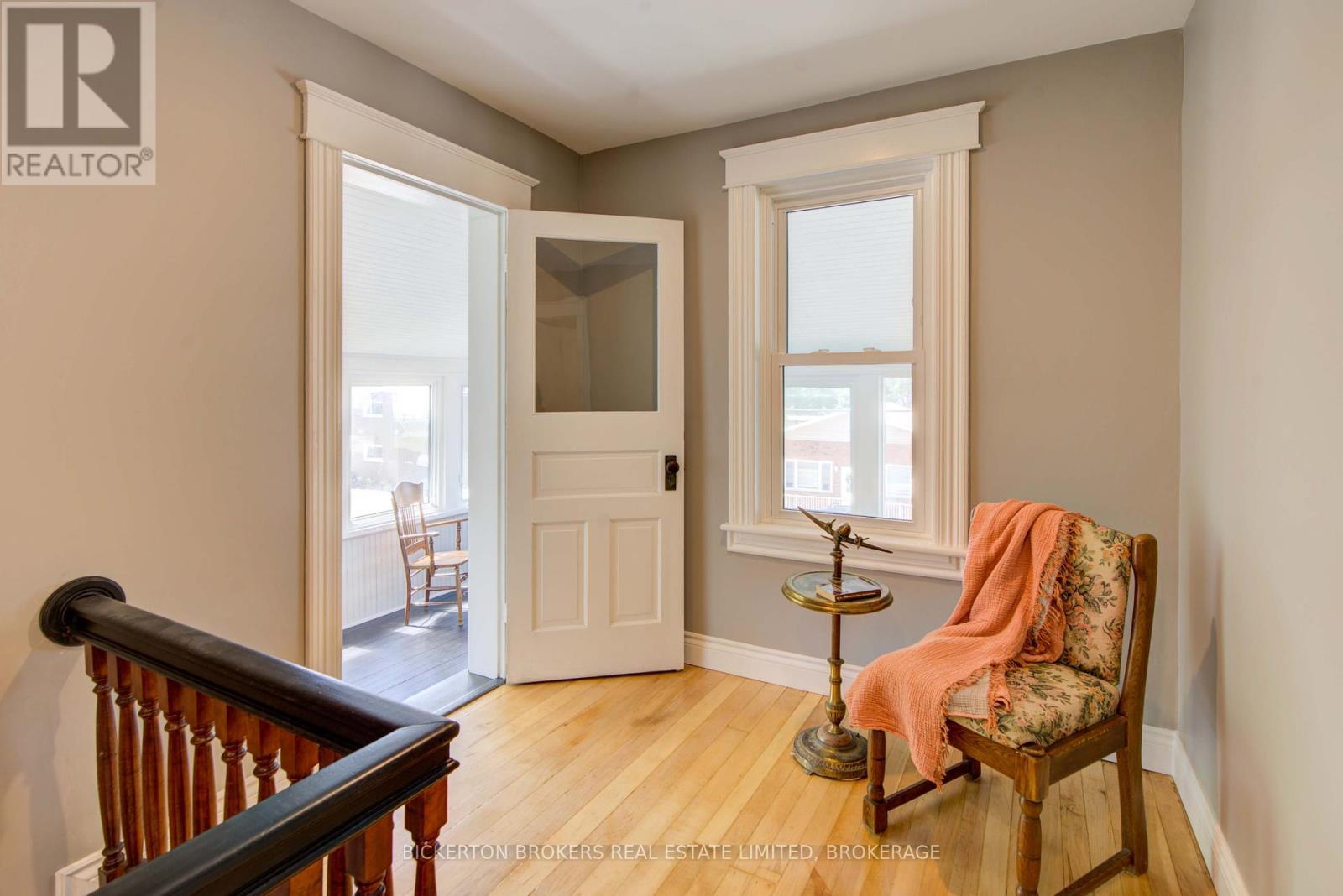 153 Main Street, Leeds And The Thousand Islands, ON - Indoor Photo Showing Other Room