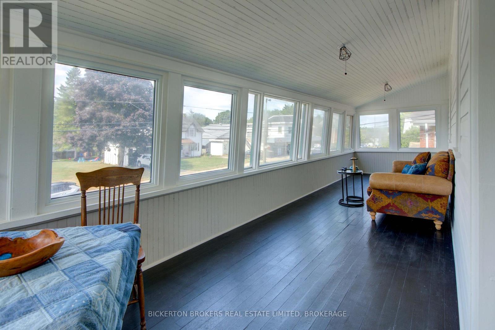 153 Main Street, Leeds And The Thousand Islands, ON - Indoor