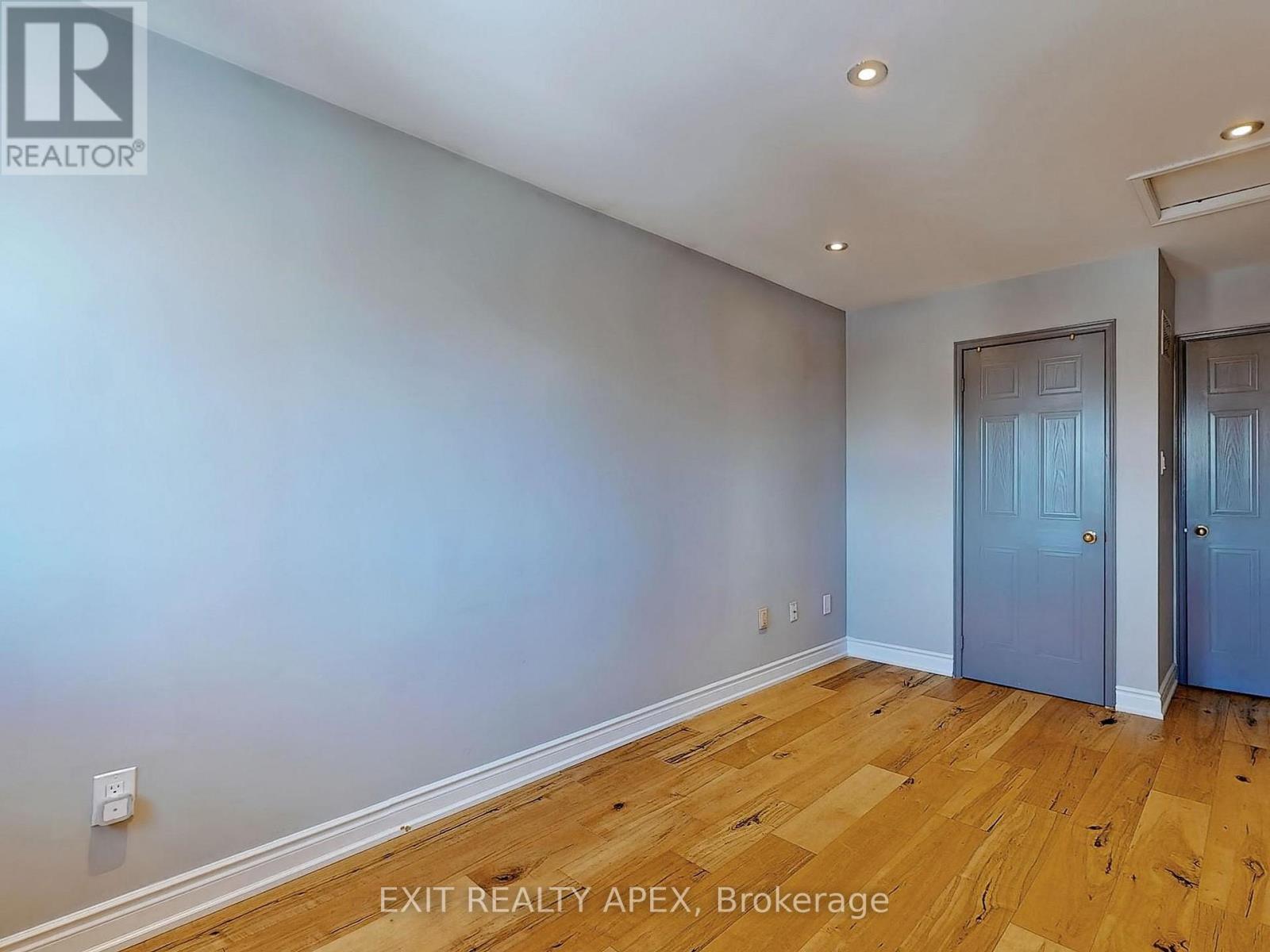 5552 Cortina Crescent, Mississauga, ON - Indoor Photo Showing Other Room