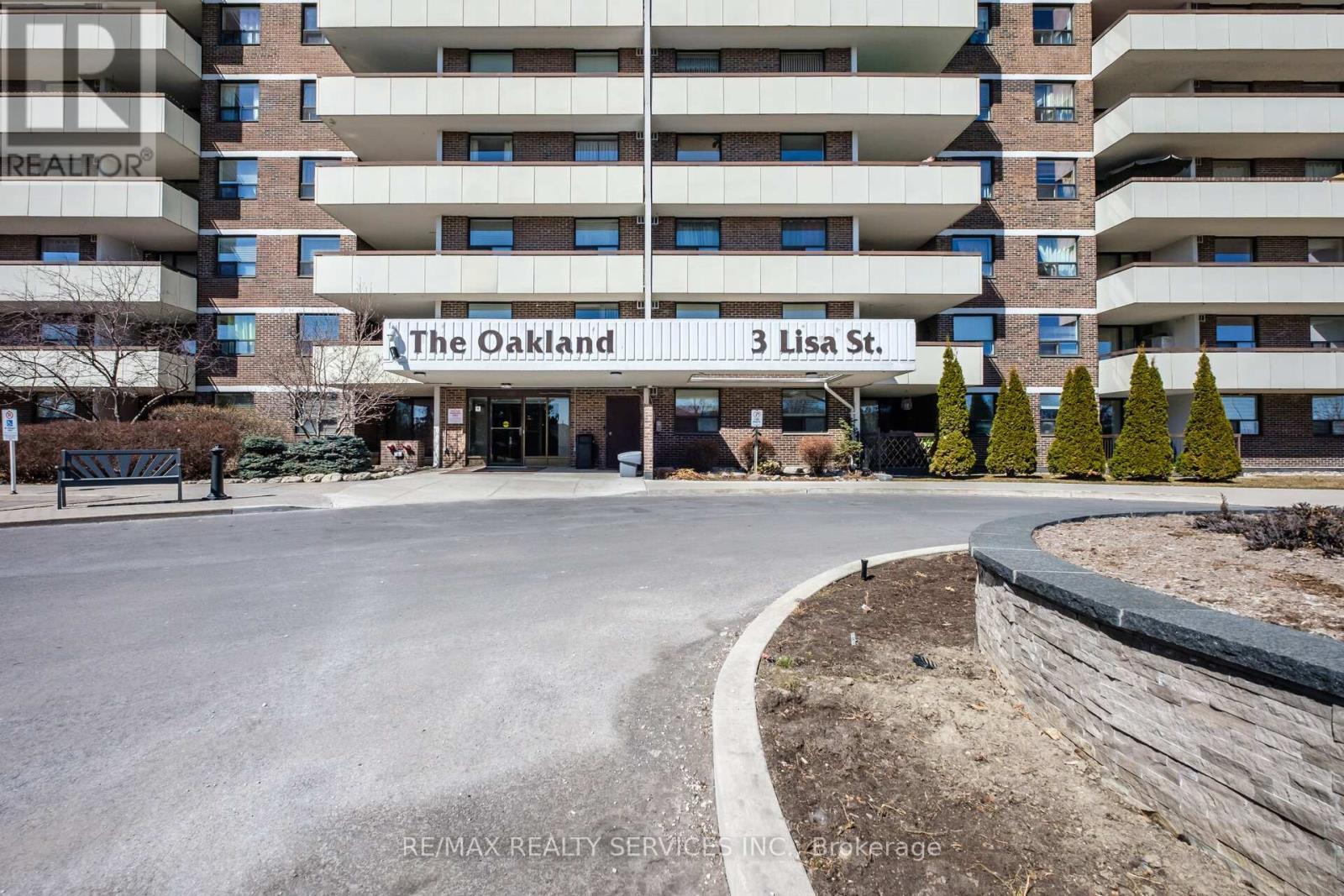 108 - 3 Lisa Street, Brampton, ON - Outdoor With Balcony With Facade