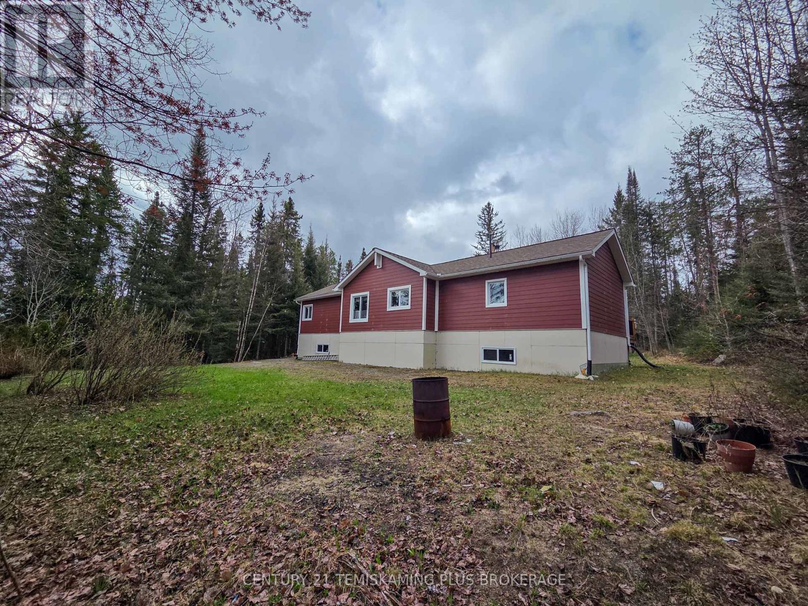 488011 Chamberlain 6 Road, Chamberlain, ON - Outdoor