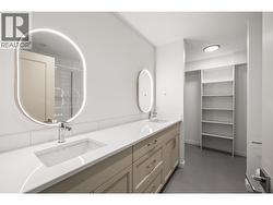 Primary Ensuite Bathroom -