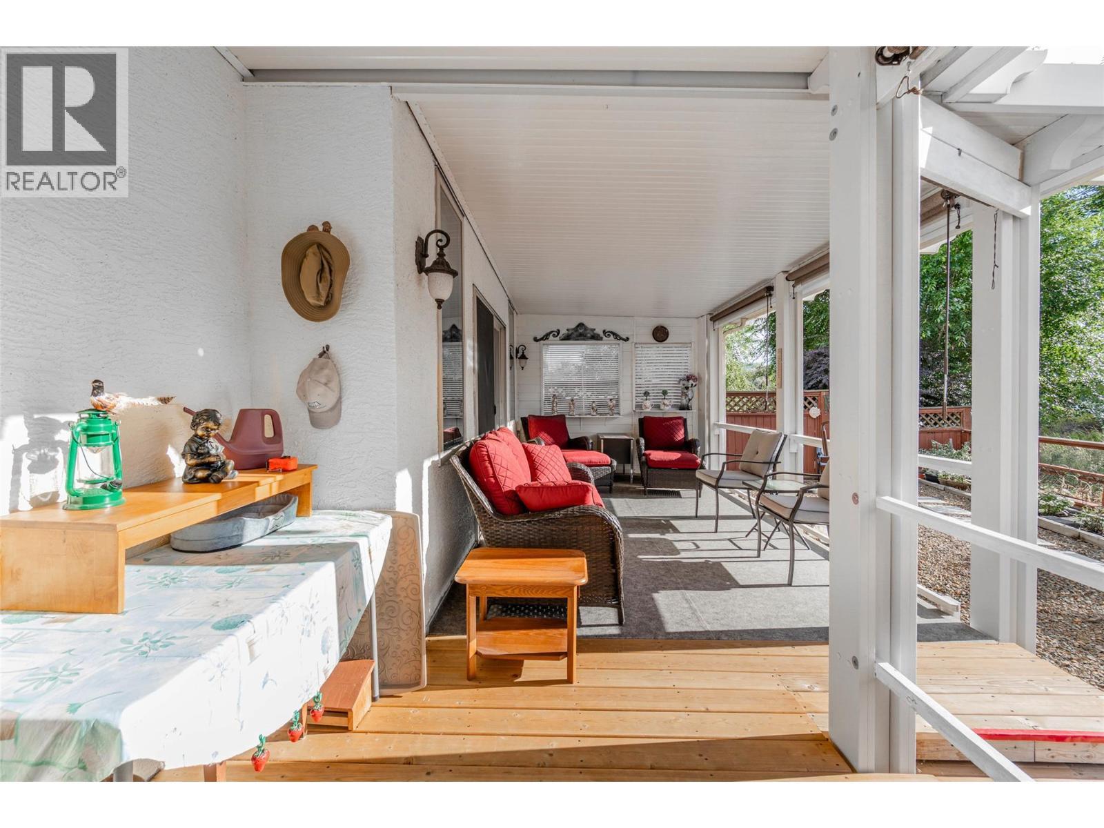 6676 Oxbow Crescent, Oliver, BC - With Deck Patio Veranda With Exterior