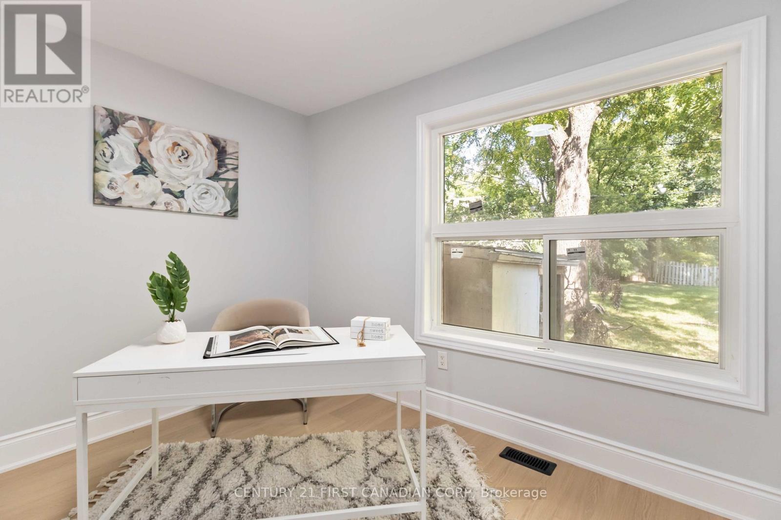 122 Windsor Crescent, London South (South F), ON - Indoor