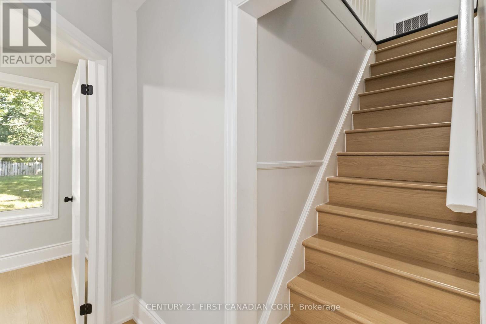 122 Windsor Crescent, London South (South F), ON - Indoor Photo Showing Other Room