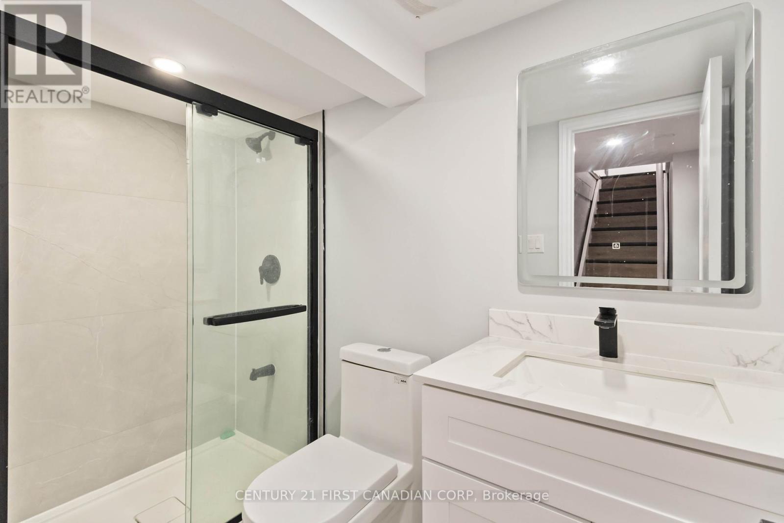 122 Windsor Crescent, London South (South F), ON - Indoor