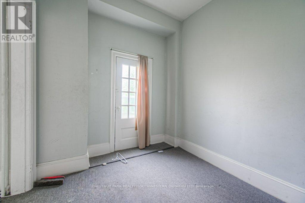 245 Ainslie Street S, Cambridge, ON - Indoor Photo Showing Other Room