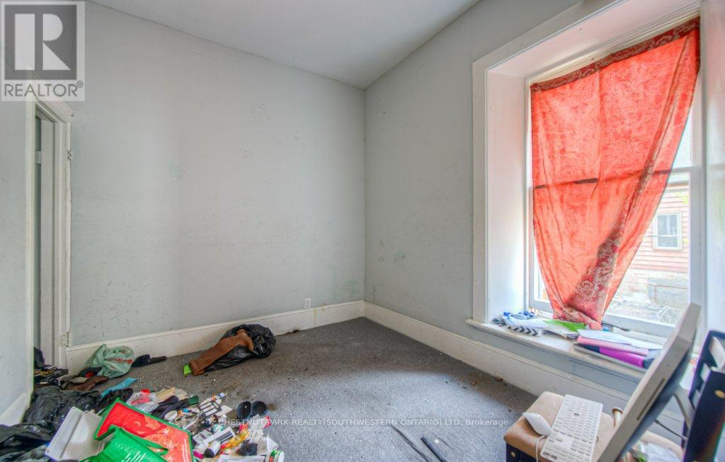 245 Ainslie Street S, Cambridge, ON - Indoor Photo Showing Other Room