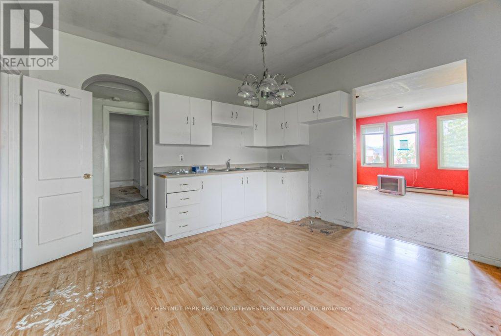 245 Ainslie Street S, Cambridge, ON - Indoor Photo Showing Kitchen With Double Sink