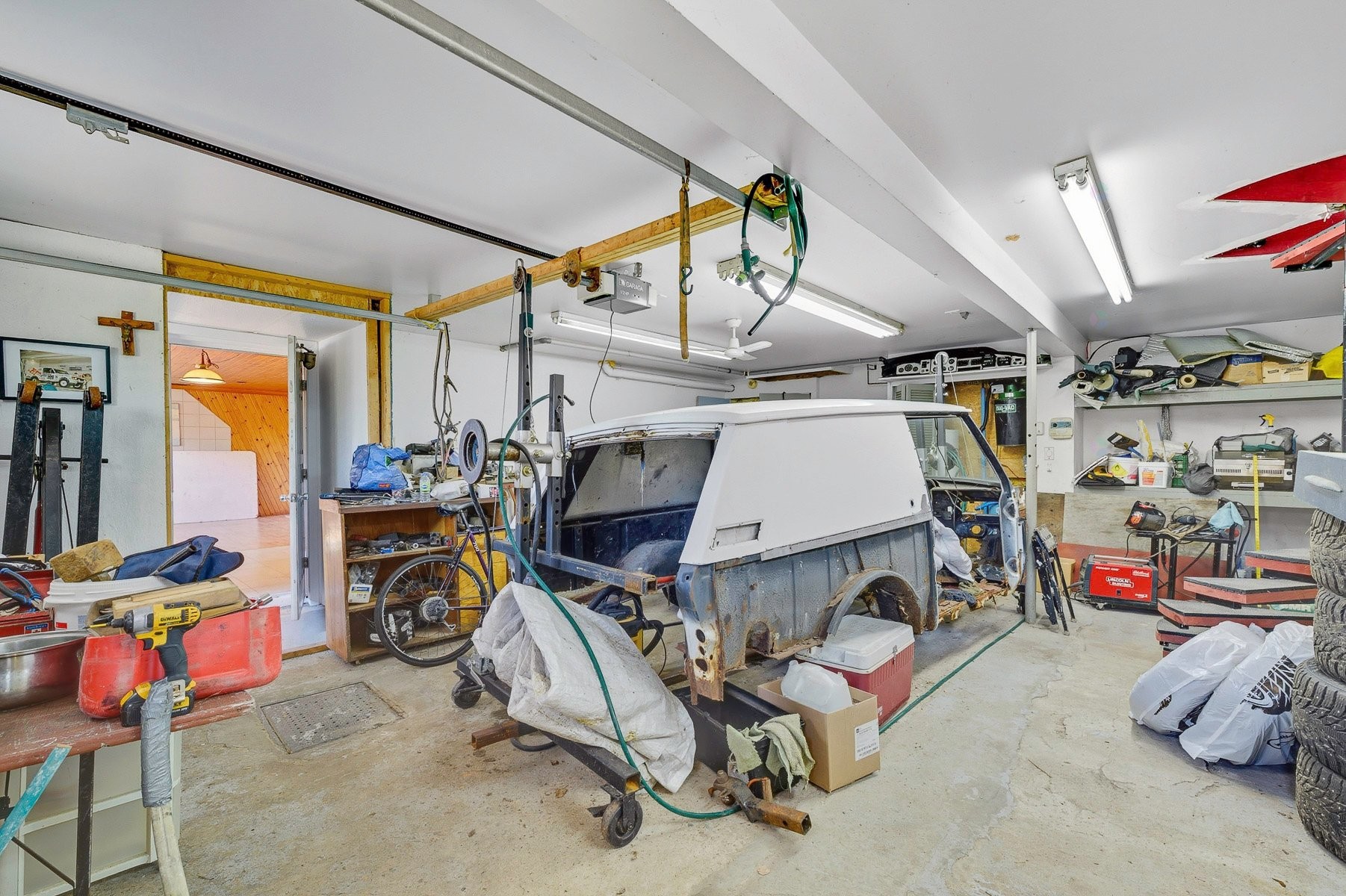 Garage - 677 - 679 Route 117, Mont-Blanc, QC