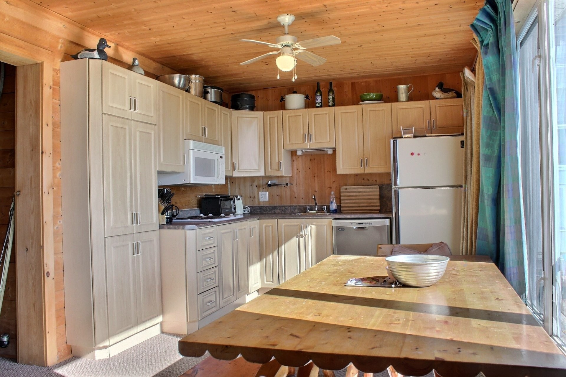 Kitchen - 940 Ch. De La Pointe, Guérin, QC - Indoor Photo Showing Kitchen