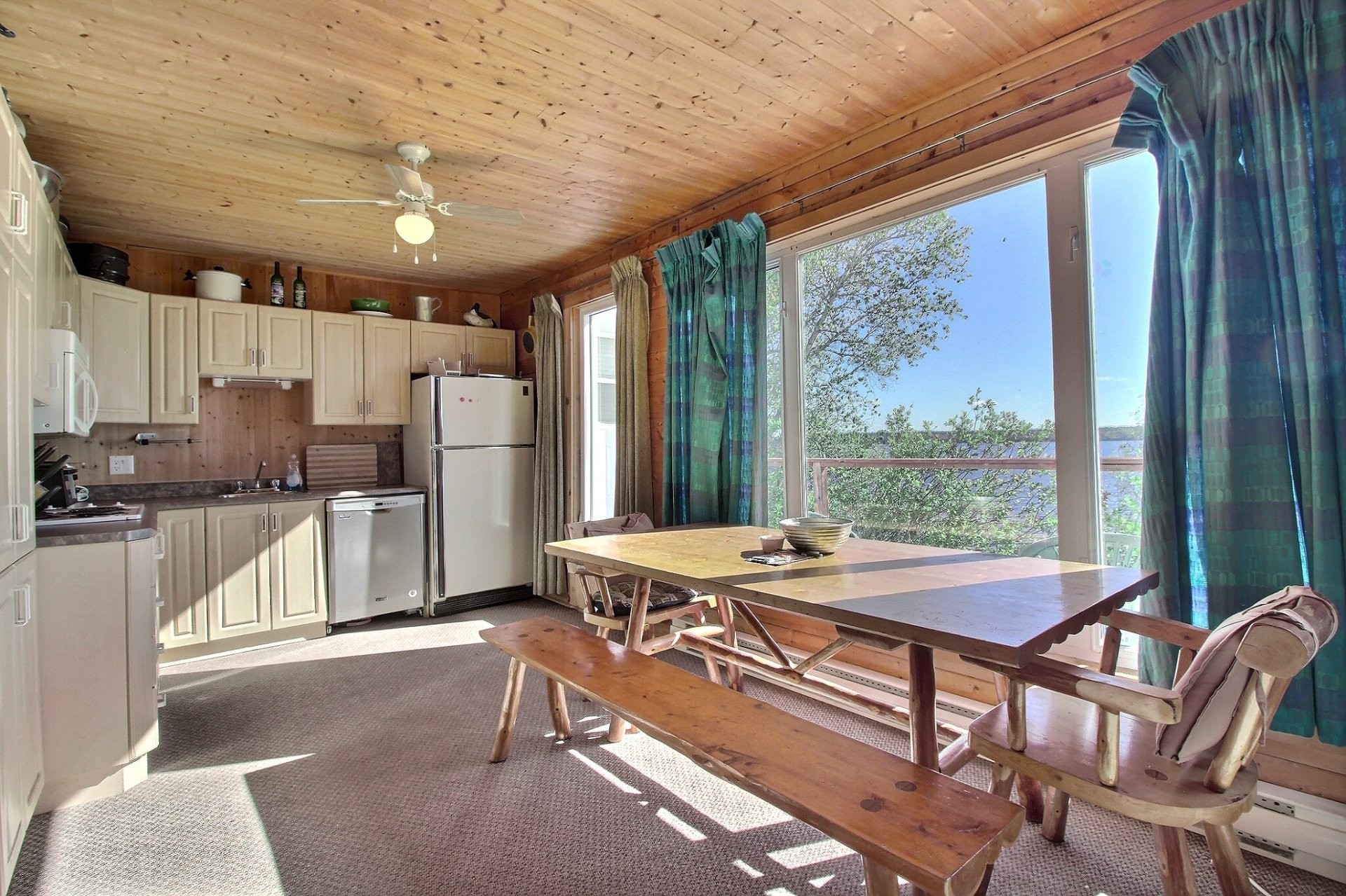 Dining Room - 940 Ch. De La Pointe, Guérin, QC - Indoor Photo Showing Other Room