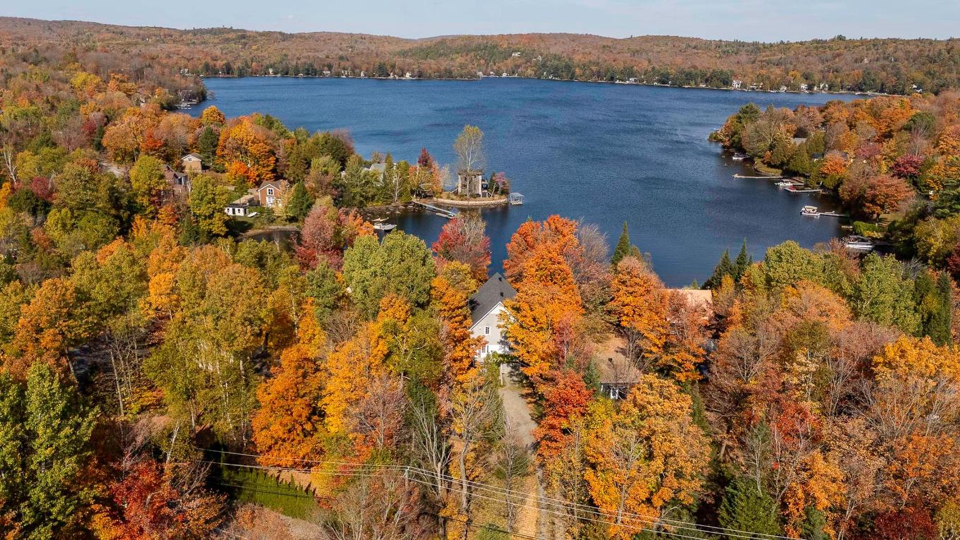 Vente sur plan - 1209 Ch. Du Lac-Connelly, Saint-Hippolyte, QC - Outdoor With Body Of Water With View