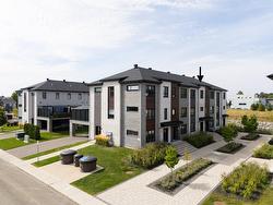 3-50 Rue Napoléon Sainte-Thérèse, QC J7E 1H6