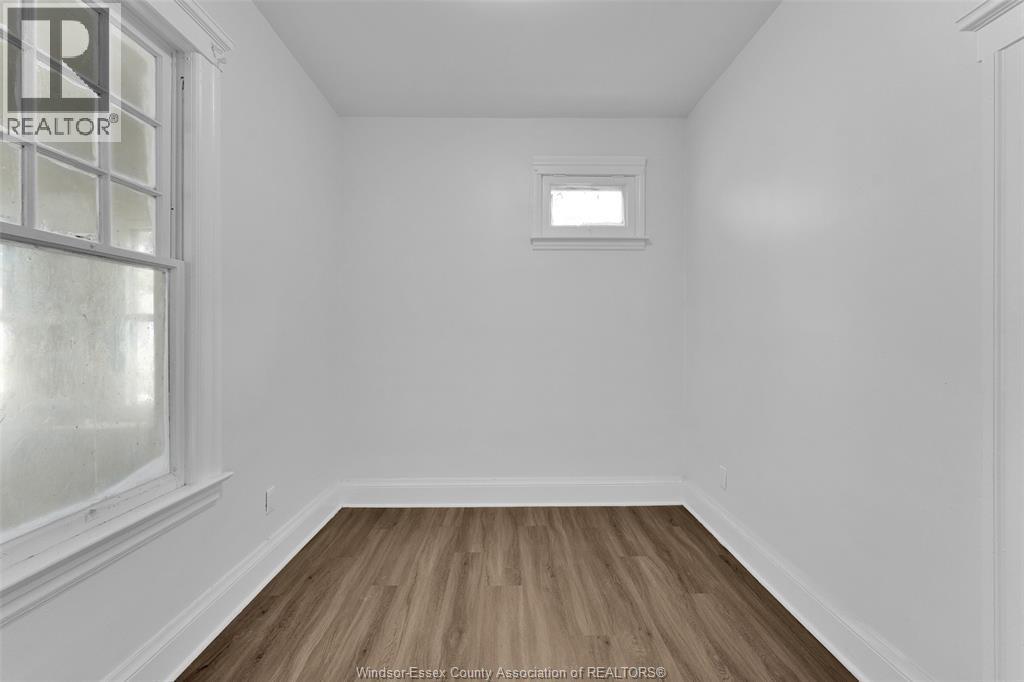 505 Mckay, Windsor, ON - Indoor Photo Showing Other Room