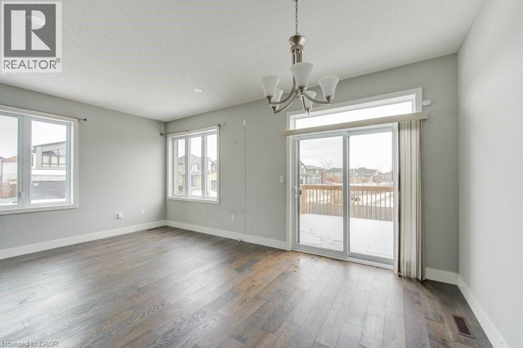 745 Chelton Road Unit# 62, London, ON - Indoor Photo Showing Other Room