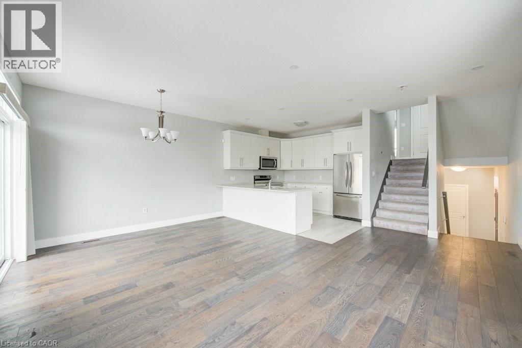 745 Chelton Road Unit# 62, London, ON - Indoor Photo Showing Kitchen