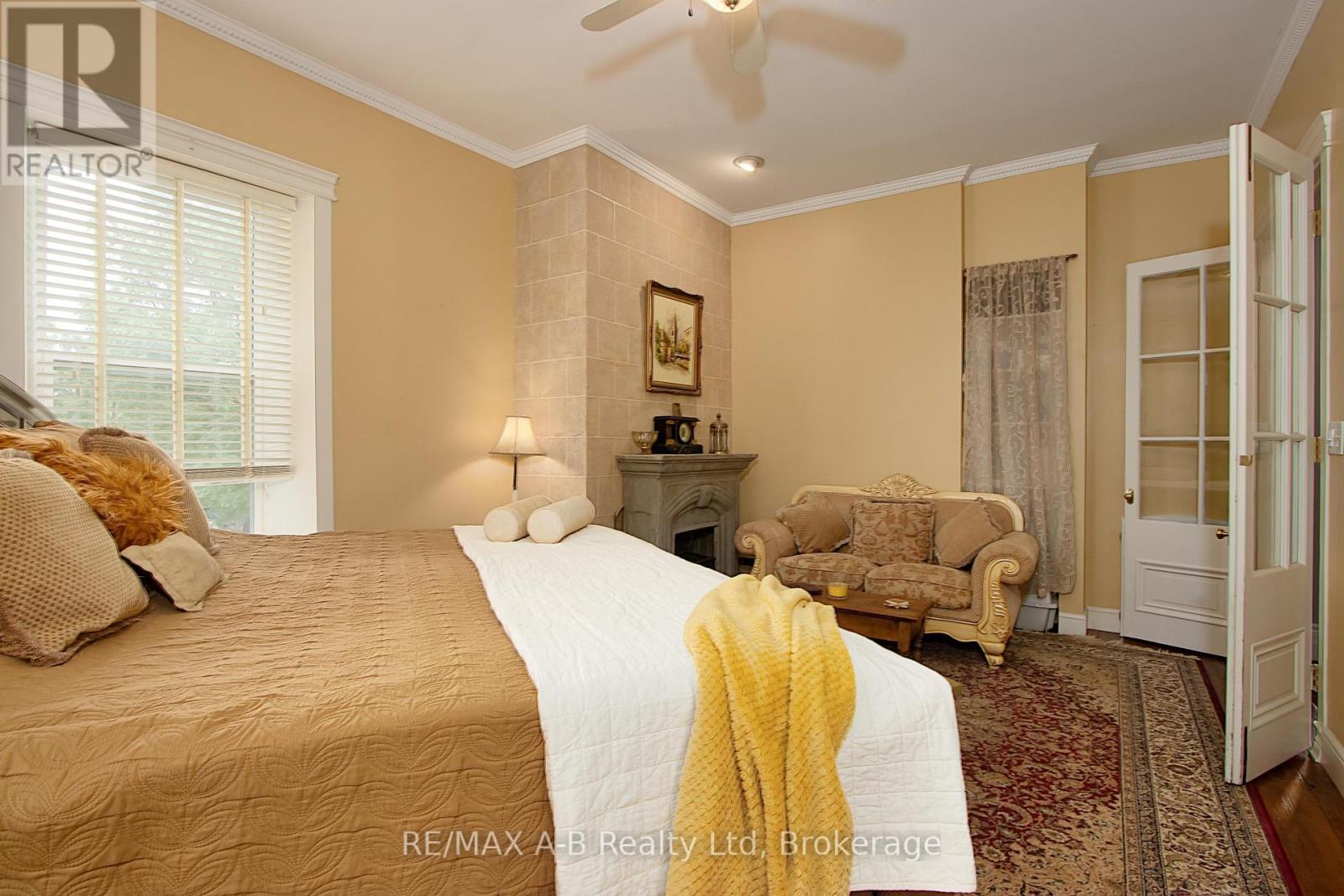 12096 Gale Road, North Middlesex (Carlisle), ON - Indoor Photo Showing Bedroom