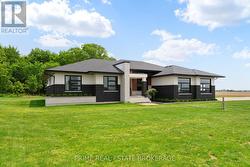 818 OIL HERITAGE ROAD Chatham-Kent (Dresden), ON N0P 1M0