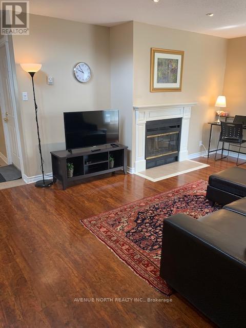 48 Bolton Street, Ottawa, ON - Indoor Photo Showing Living Room With Fireplace