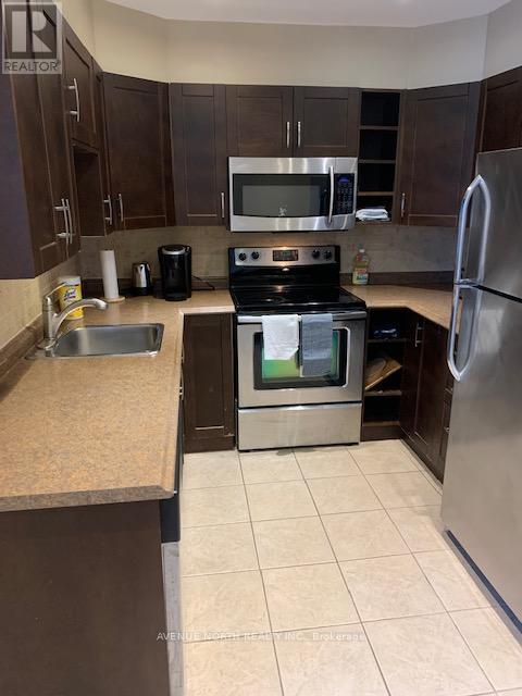 48 Bolton Street, Ottawa, ON - Indoor Photo Showing Kitchen