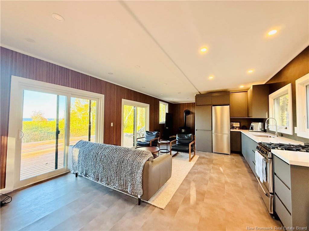 731 Pointe Aux Carr Rd, Napan, NB