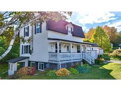 105 Notre Dame Bathurst, NB E2A 3C8