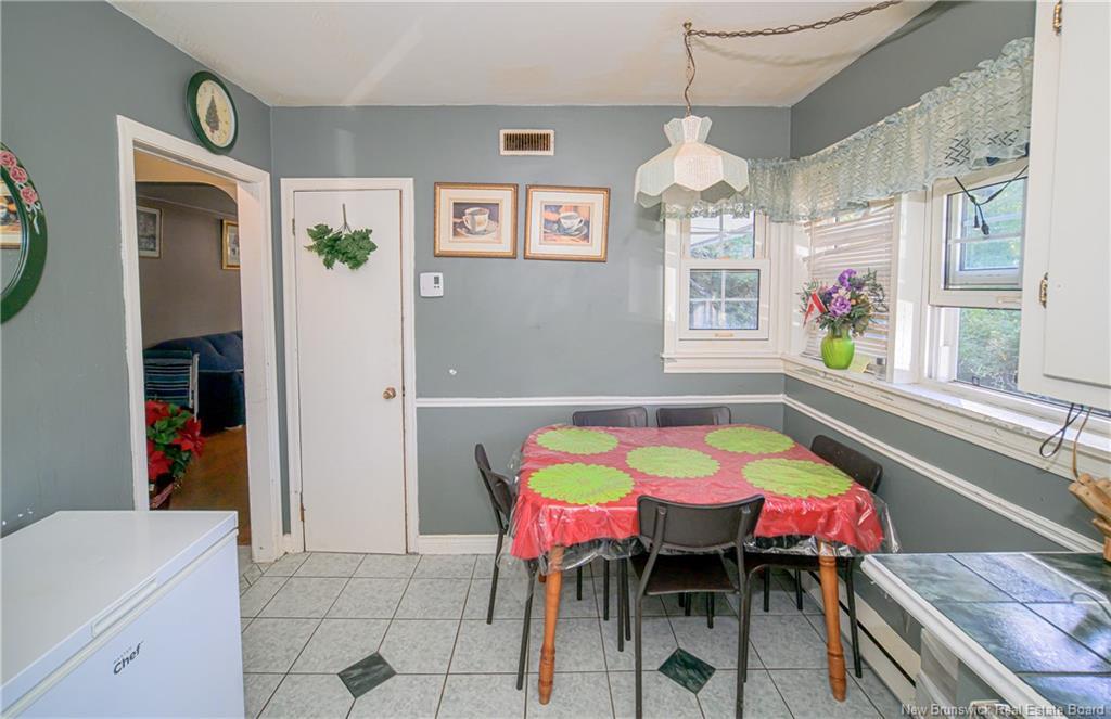 26 Hachey Ave, Fredericton, NB