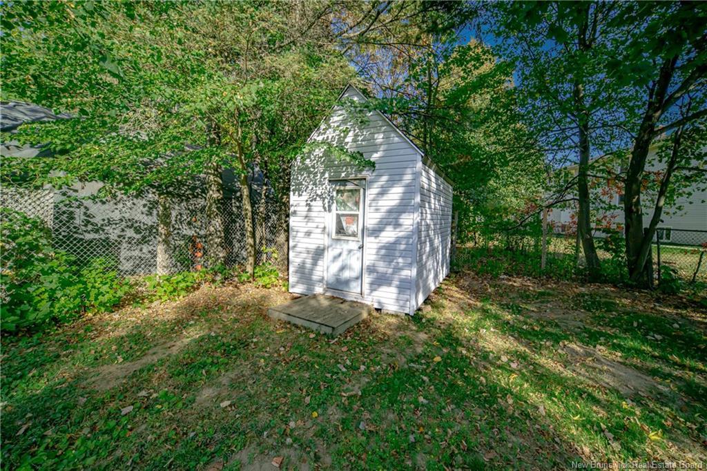 26 Hachey Ave, Fredericton, NB