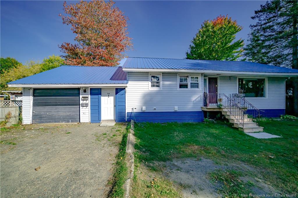 26 Hachey Ave, Fredericton, NB