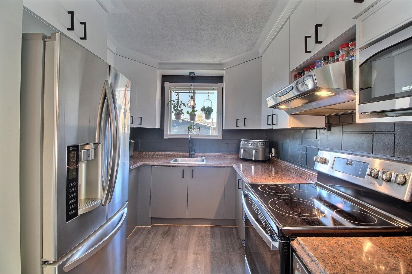 Kitchen - 2282 Route De St-Philippe, Val-D'Or, QC - Indoor Photo Showing Kitchen