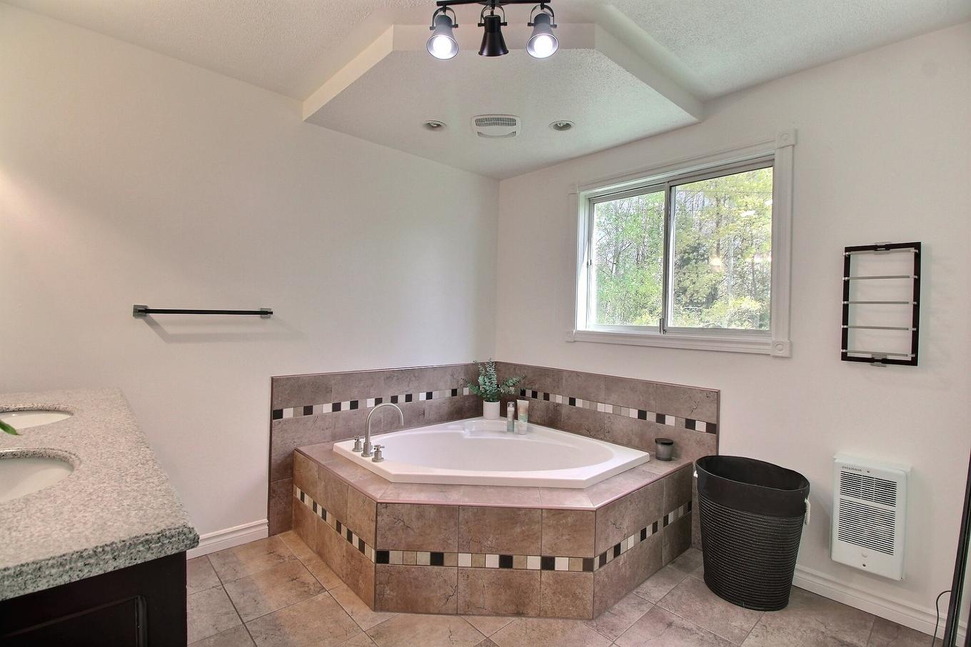 Bathroom - 2282 Route De St-Philippe, Val-D'Or, QC - Indoor Photo Showing Bathroom