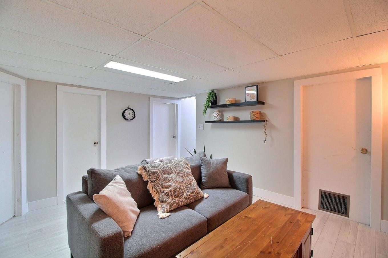 Family room - 2282 Route De St-Philippe, Val-D'Or, QC - Indoor