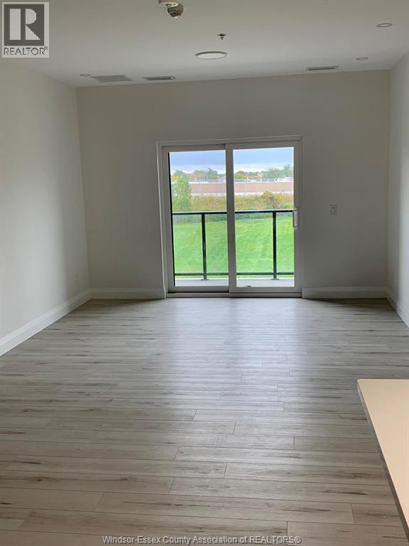 4785 Walker Road Unit# 406, Windsor, ON - Indoor Photo Showing Other Room