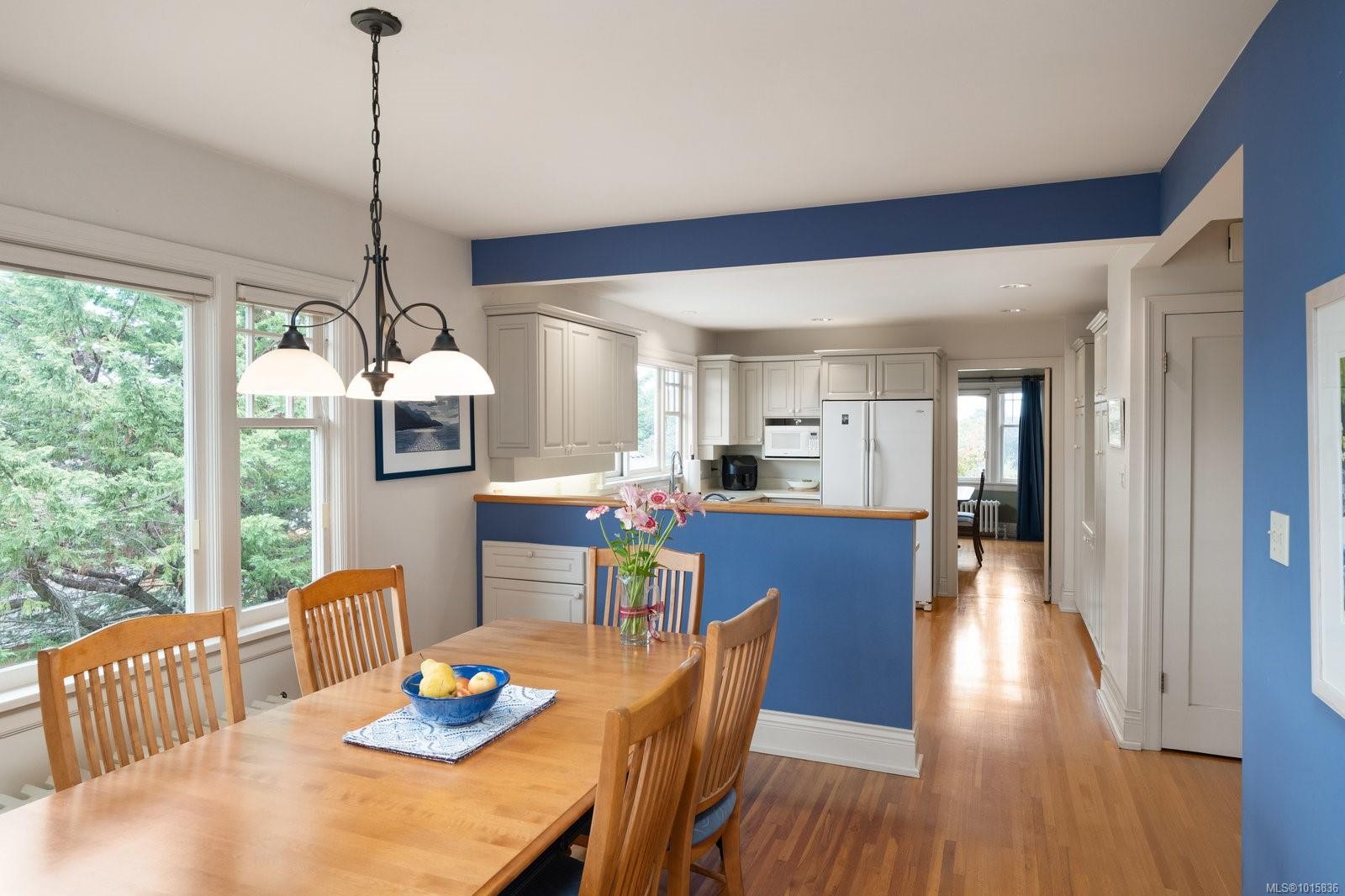 2162 Brighton Ave, Oak Bay, BC