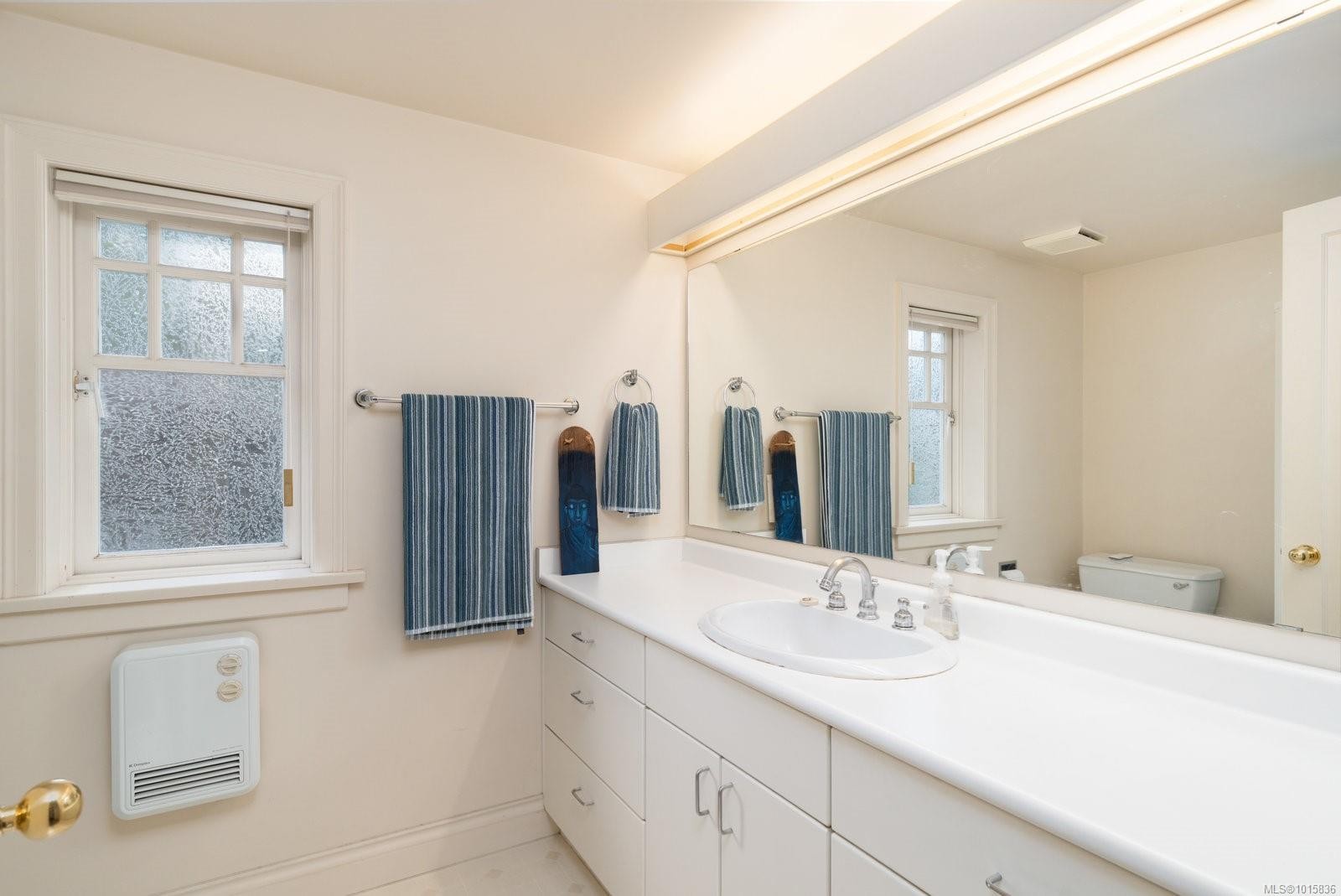 2162 Brighton Ave, Oak Bay, BC