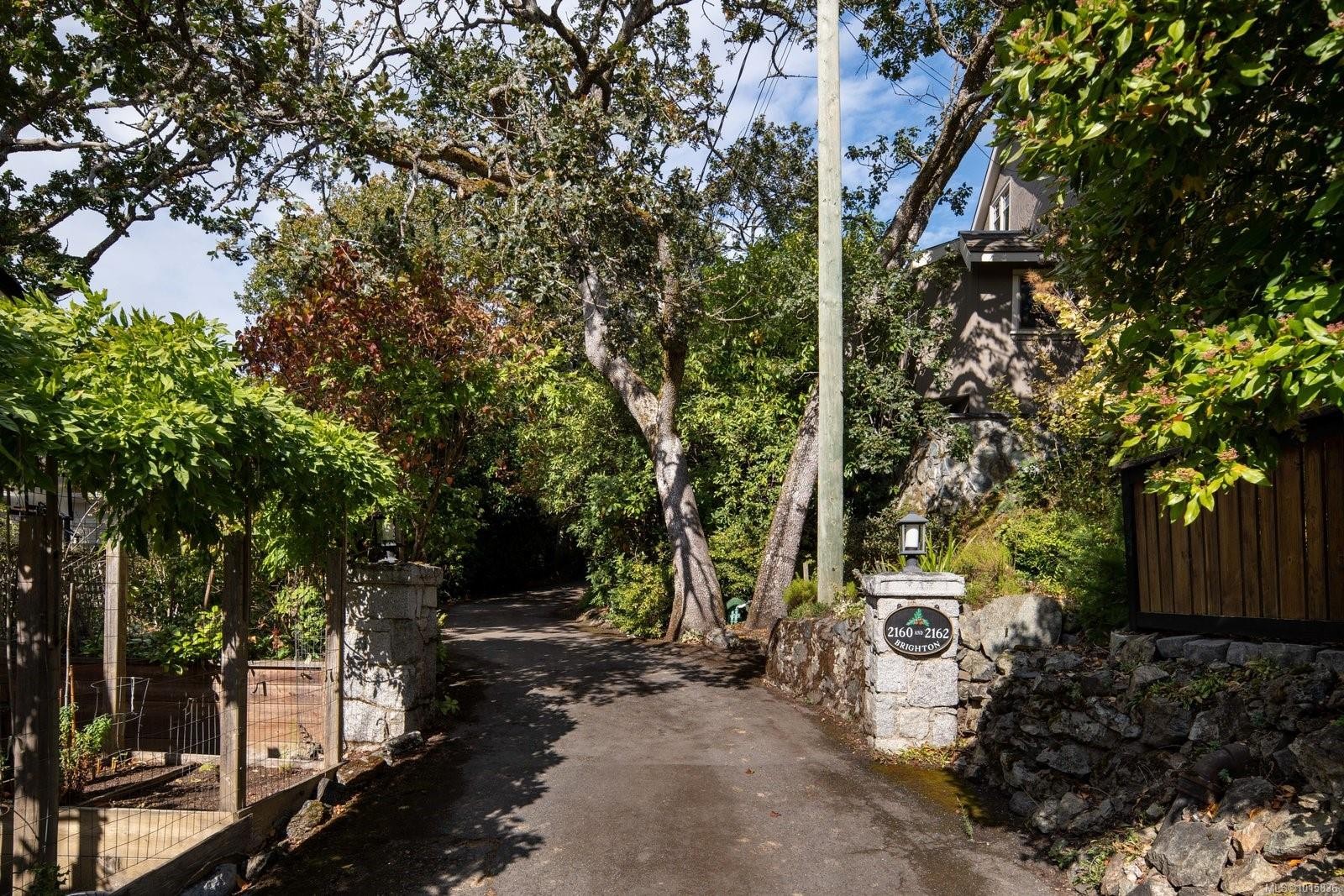 2162 Brighton Ave, Oak Bay, BC