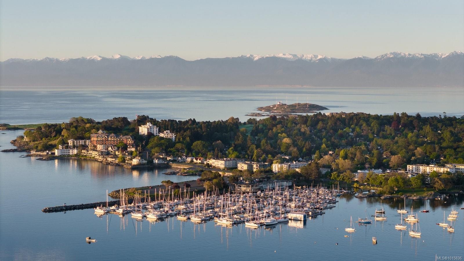 2162 Brighton Ave, Oak Bay, BC