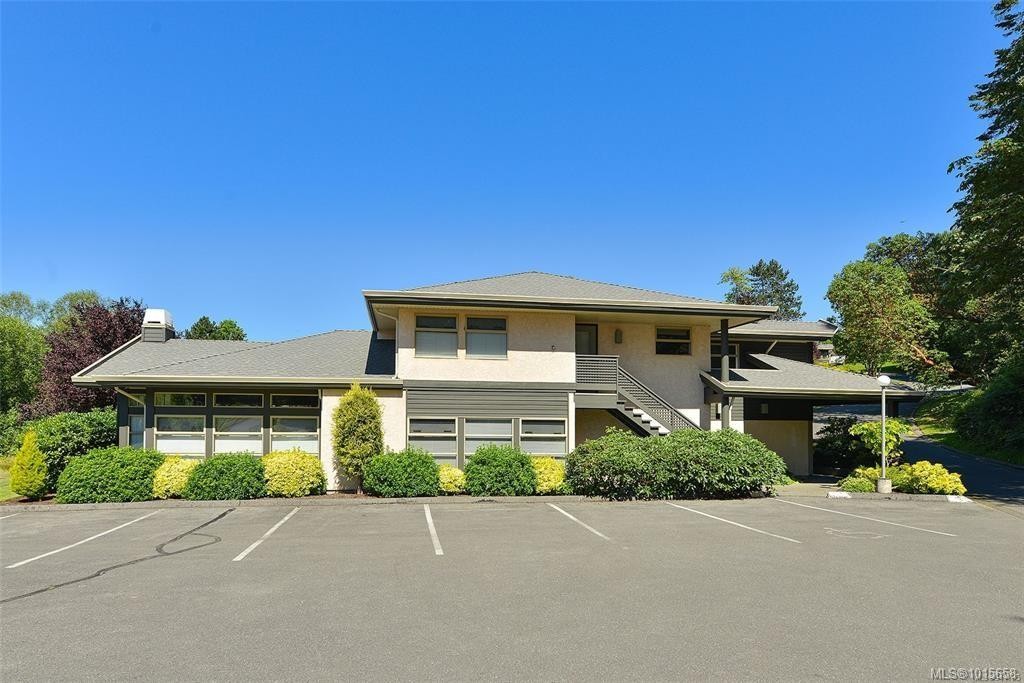 21-4318 Emily Carr Dr, Saanich, BC