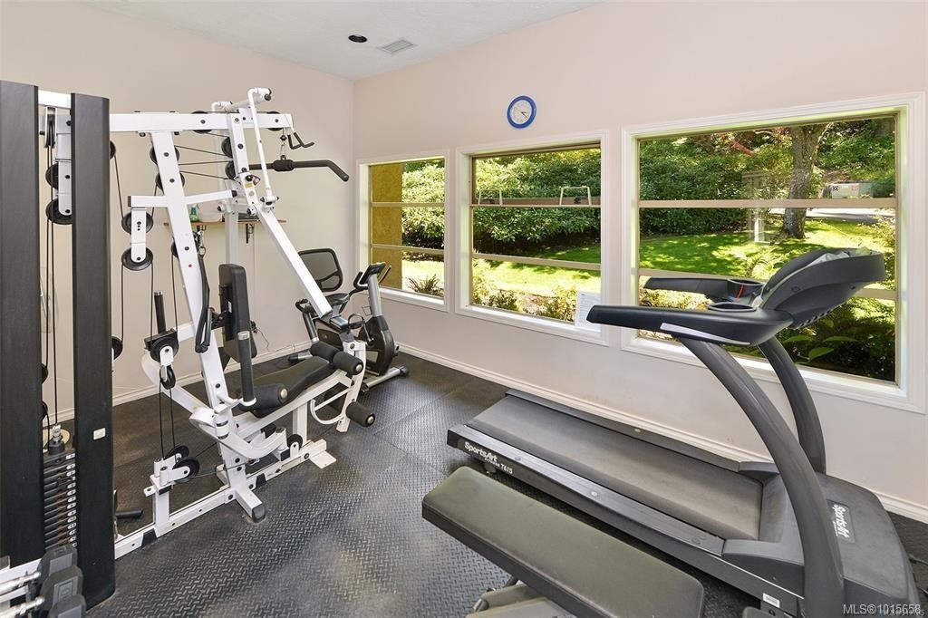 21-4318 Emily Carr Dr, Saanich, BC