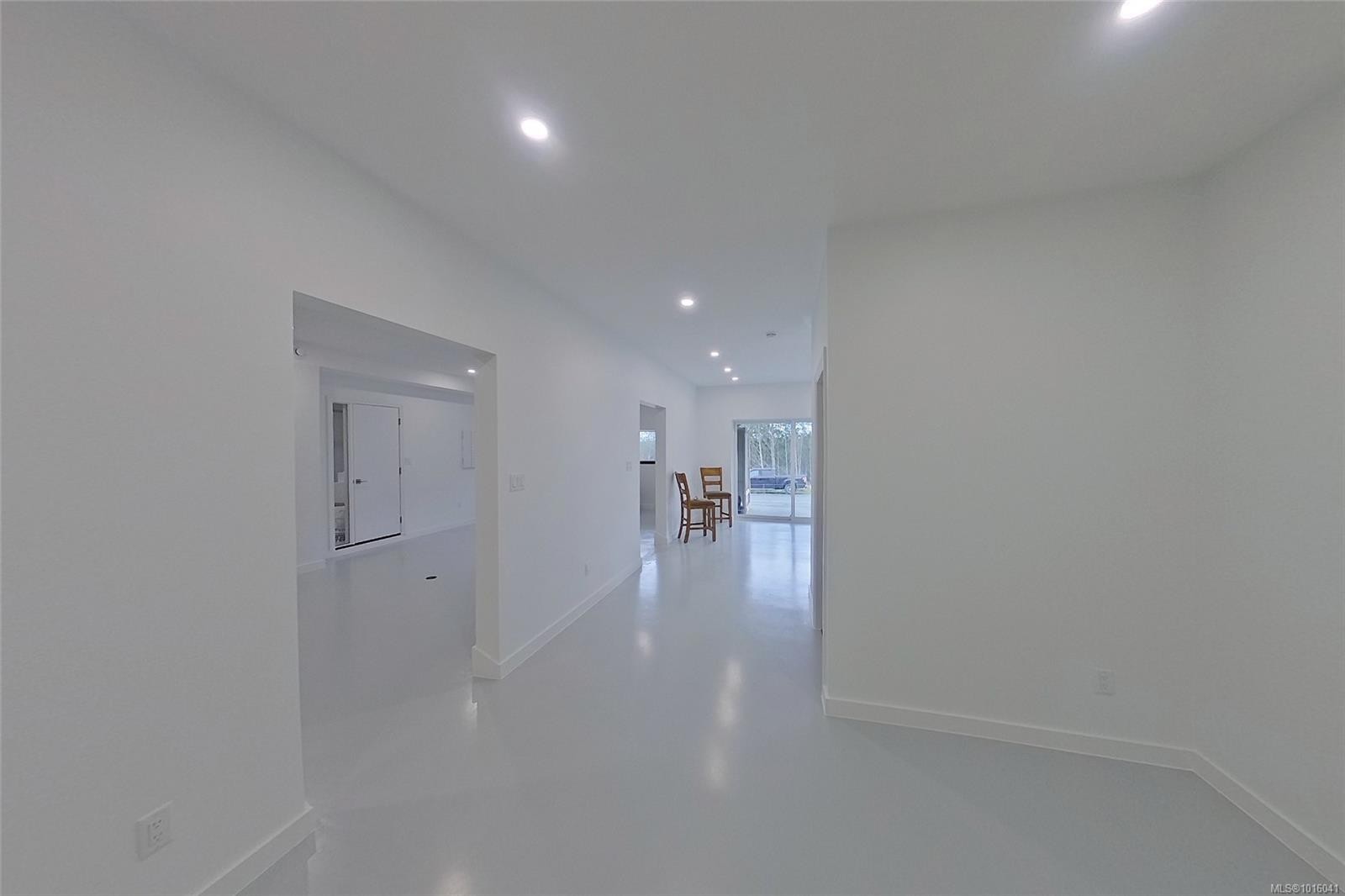 2087 Pioneer Hill Dr, Port Mcneill, BC