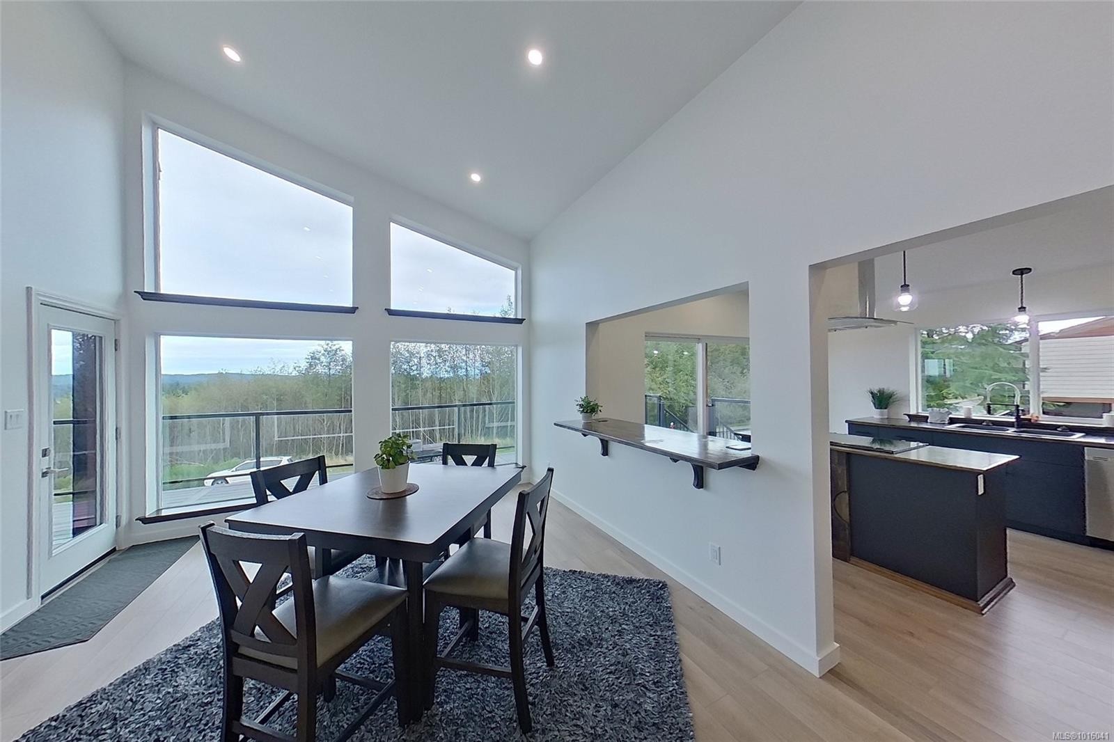 2087 Pioneer Hill Dr, Port Mcneill, BC