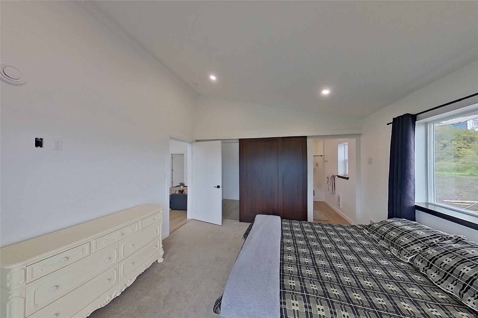 2087 Pioneer Hill Dr, Port Mcneill, BC