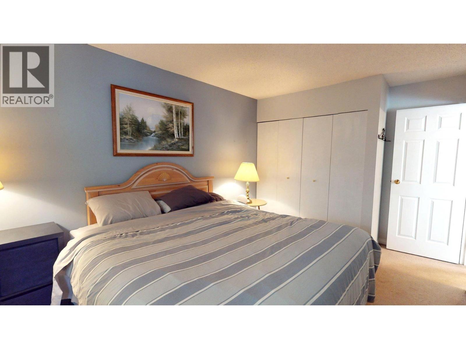 1335 Alpine Drive Unit# 202B, Elkford, BC - Indoor Photo Showing Bedroom