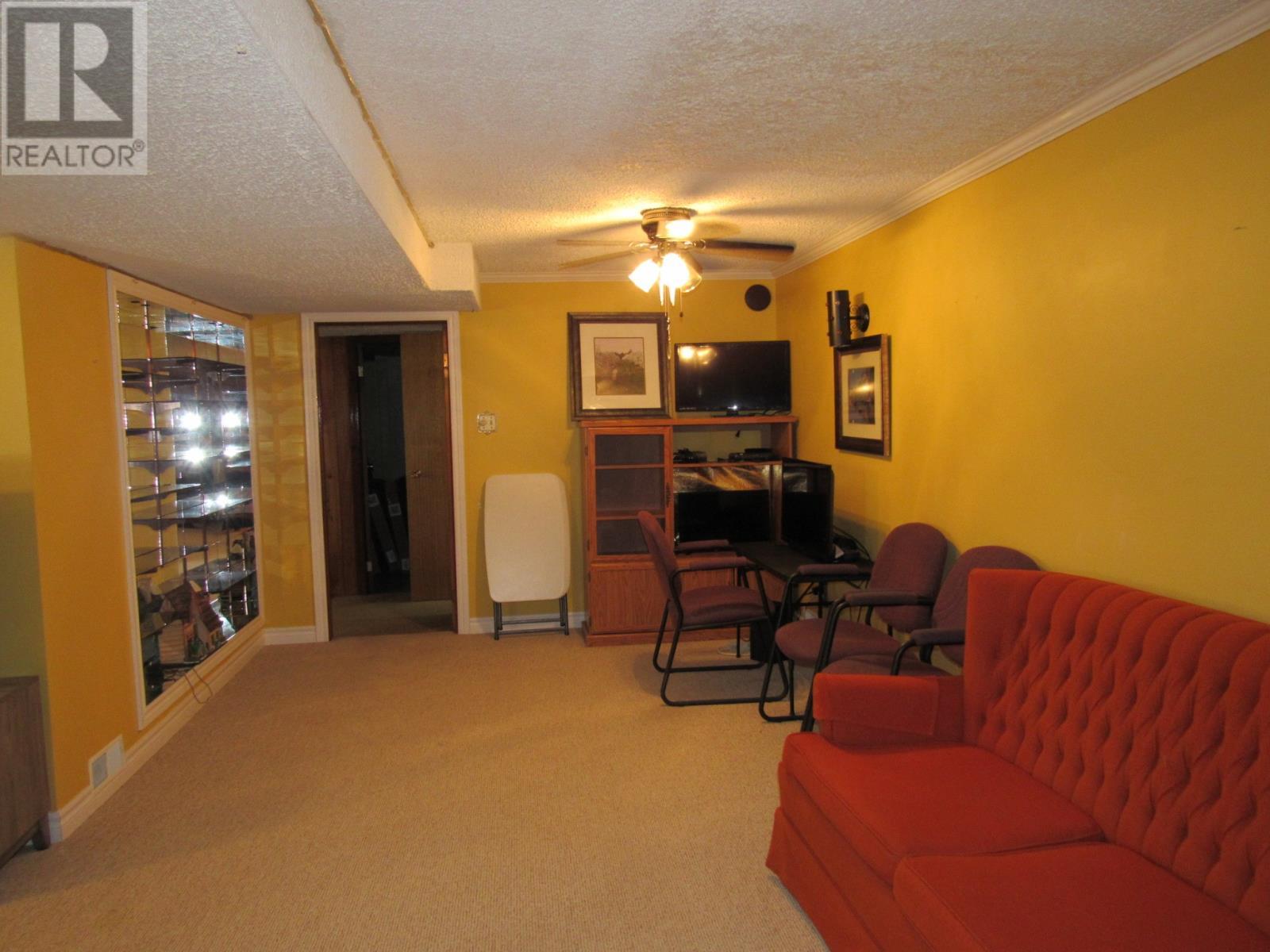 31 Hillcrest Road, Corner Brook, NL - Indoor
